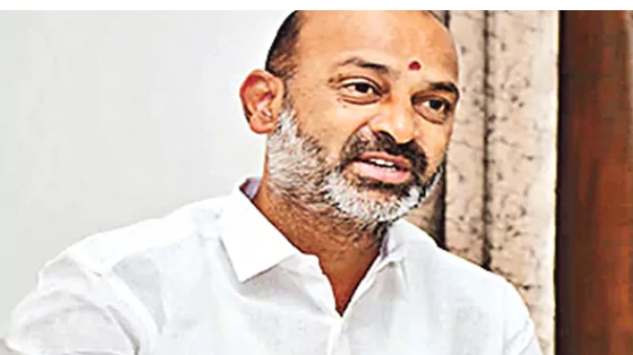 ktr failed as municipal minister bandi sanjay